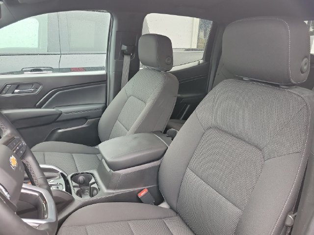 Used 2025 Chevrolet Colorado LT RWD image 11