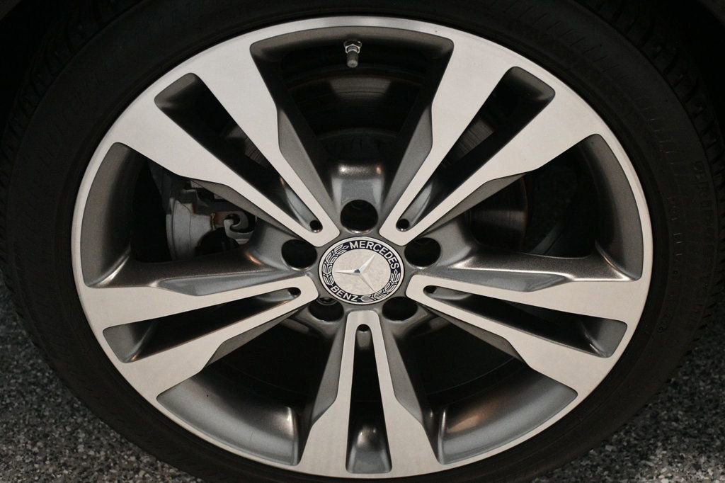 Used 2015 Mercedes-Benz C 300 Sedan image 20