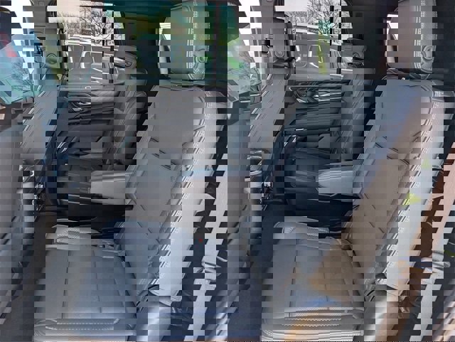 Certified 2024 GMC Yukon Denali w/ Advanced Technology Package image 25