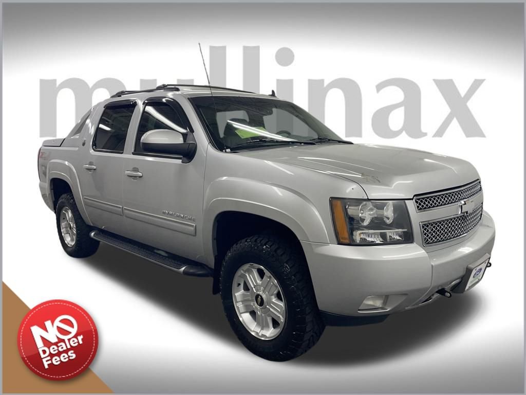 Used 2013 Chevrolet Avalanche LT w/ Suspension Package, Off-Road