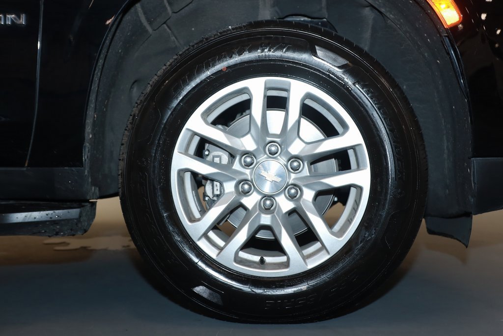 Used 2024 Chevrolet Suburban LT image 28