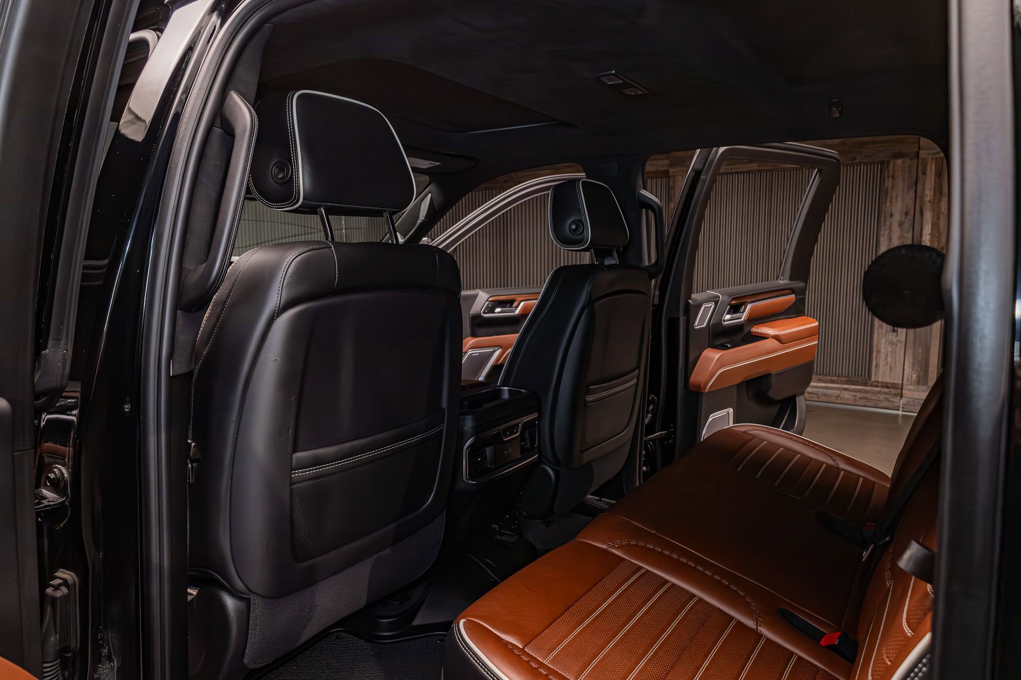 Used 2025 GMC Sierra 3500 Denali Ultimate image 24