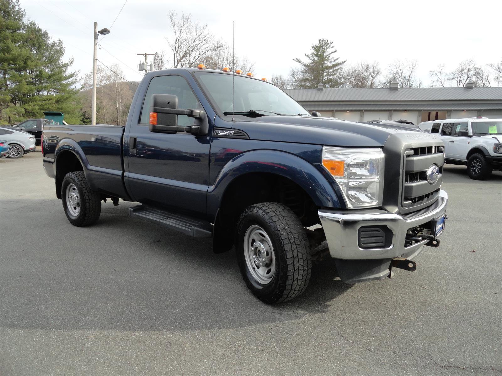 Used 2015 Ford F250 XL w/ Power Equipment Group image 3