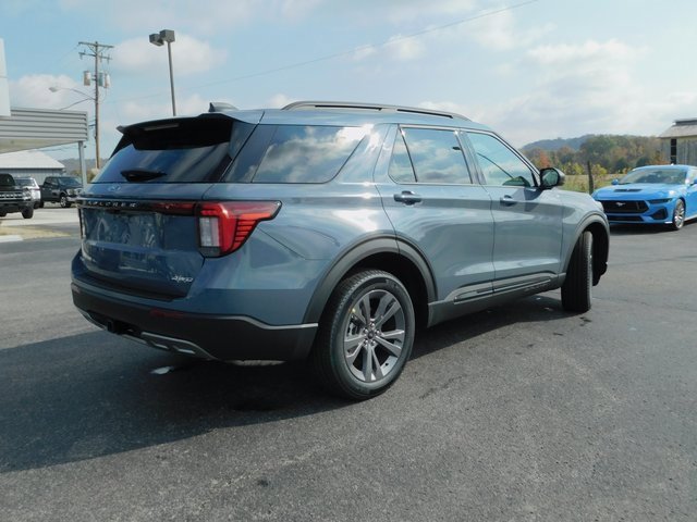 New 2026 Ford Explorer Active w/ Active Comfort Package image 9
