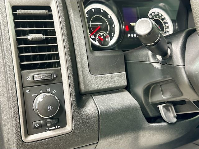 Used 2017 RAM 1500 Express image 12