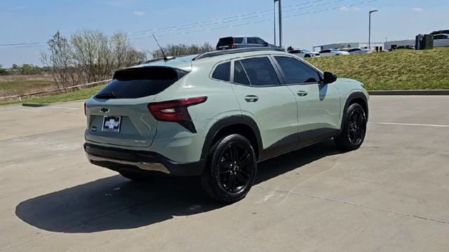 New 2026 Chevrolet Trax ACTIV w/ Driver Confidence Package FWD image 8