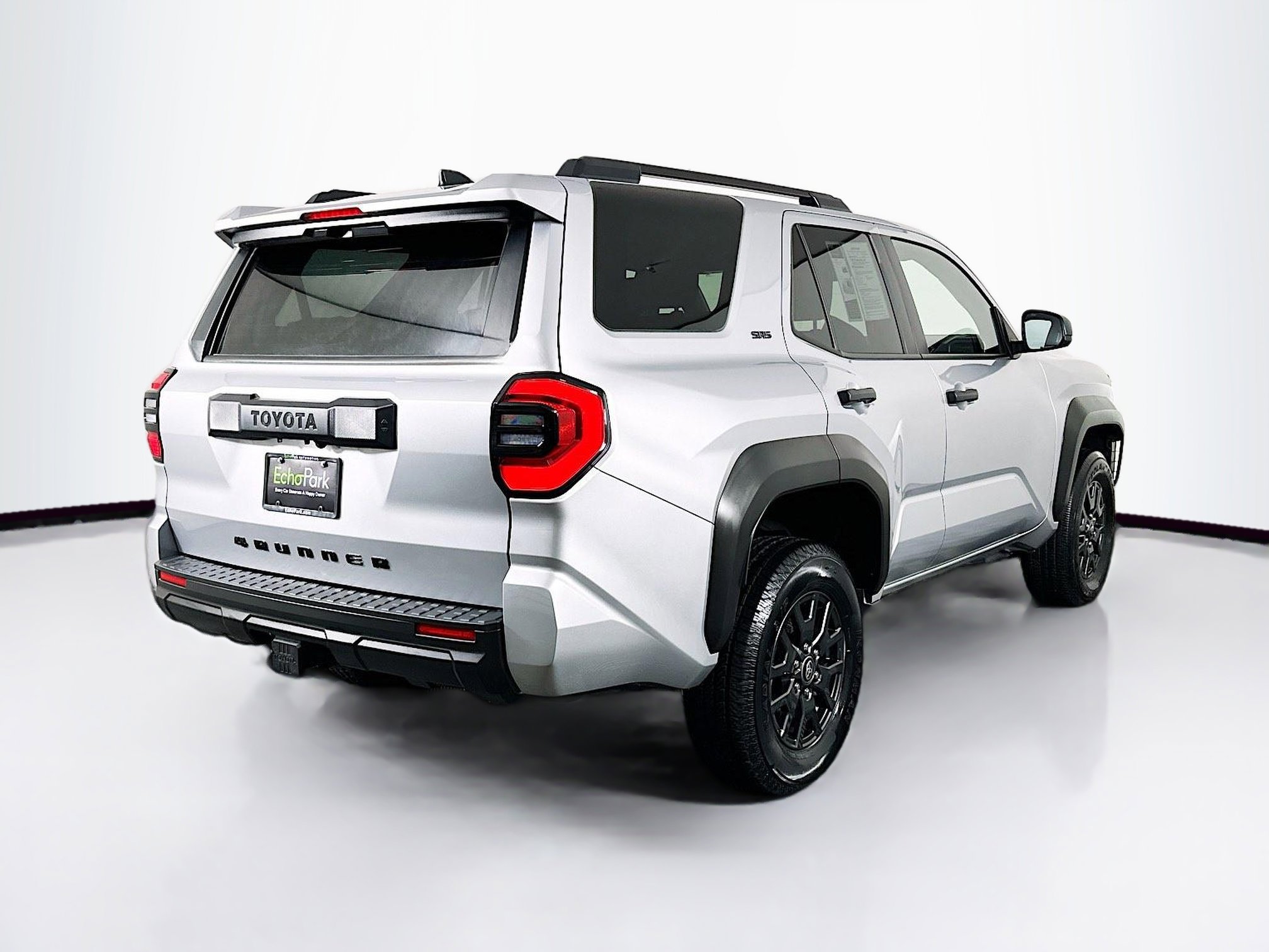 Used 2025 Toyota 4Runner SR5 image 9