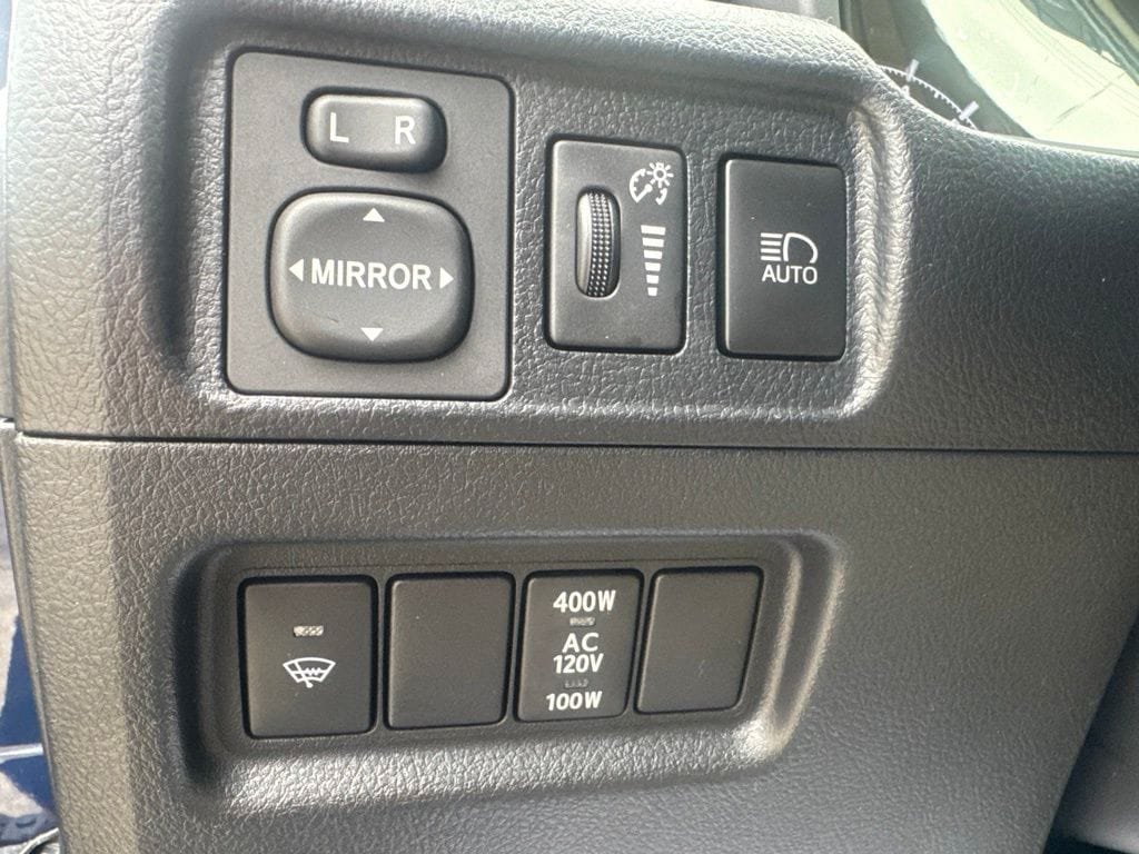 Used 2021 Toyota 4Runner SR5 Premium w/ Moonroof Package AWD/4WD image 46