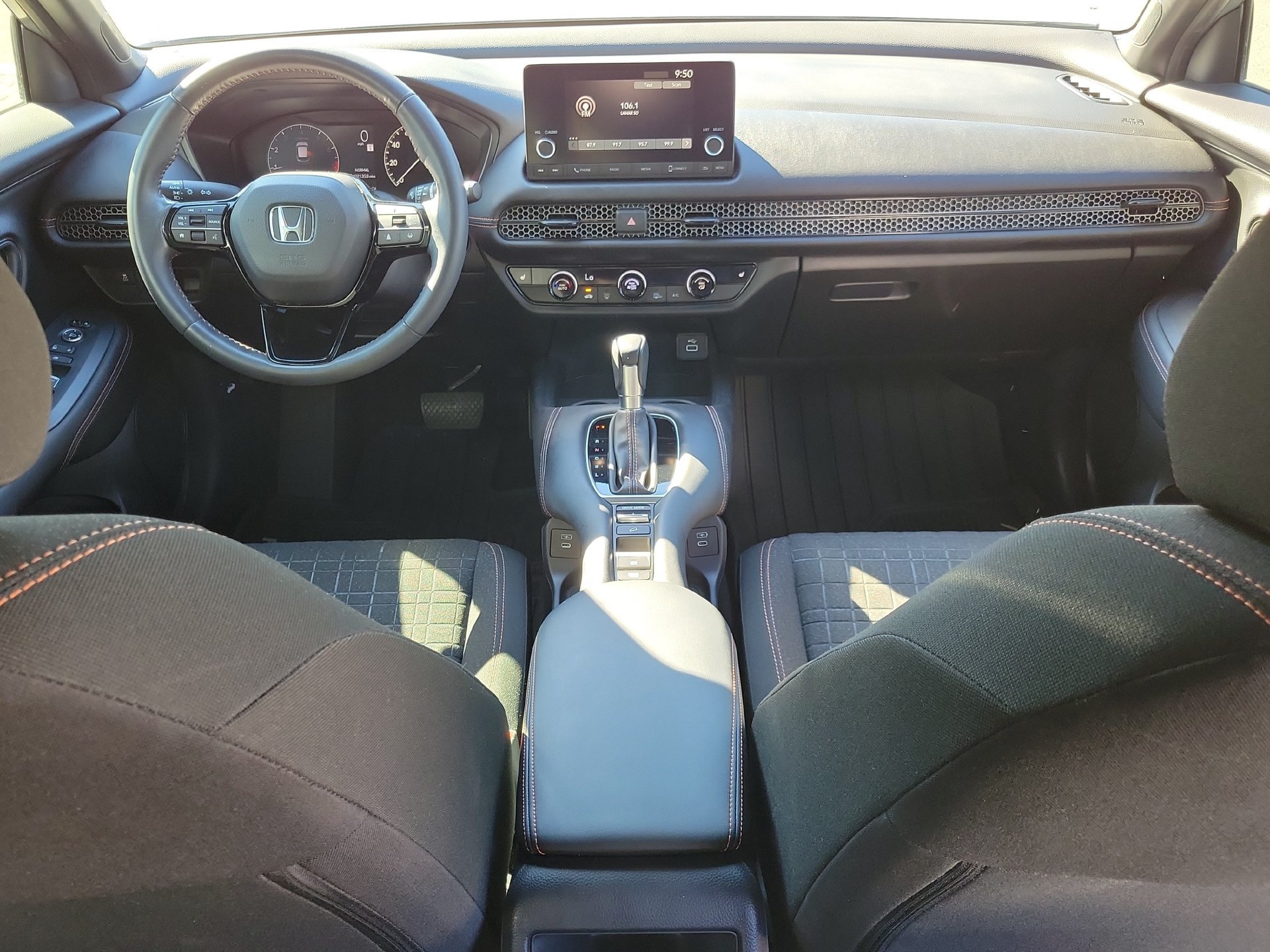 Used 2024 Honda HR-V Sport image 4