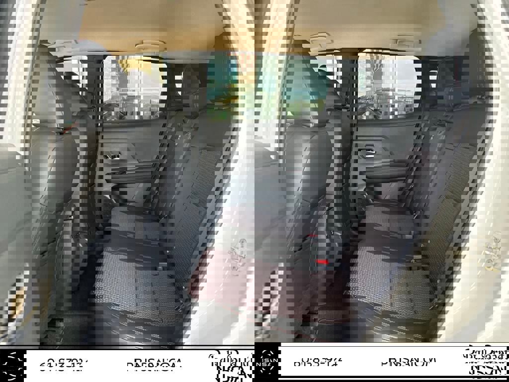 New 2025 Nissan Kicks SR image 20