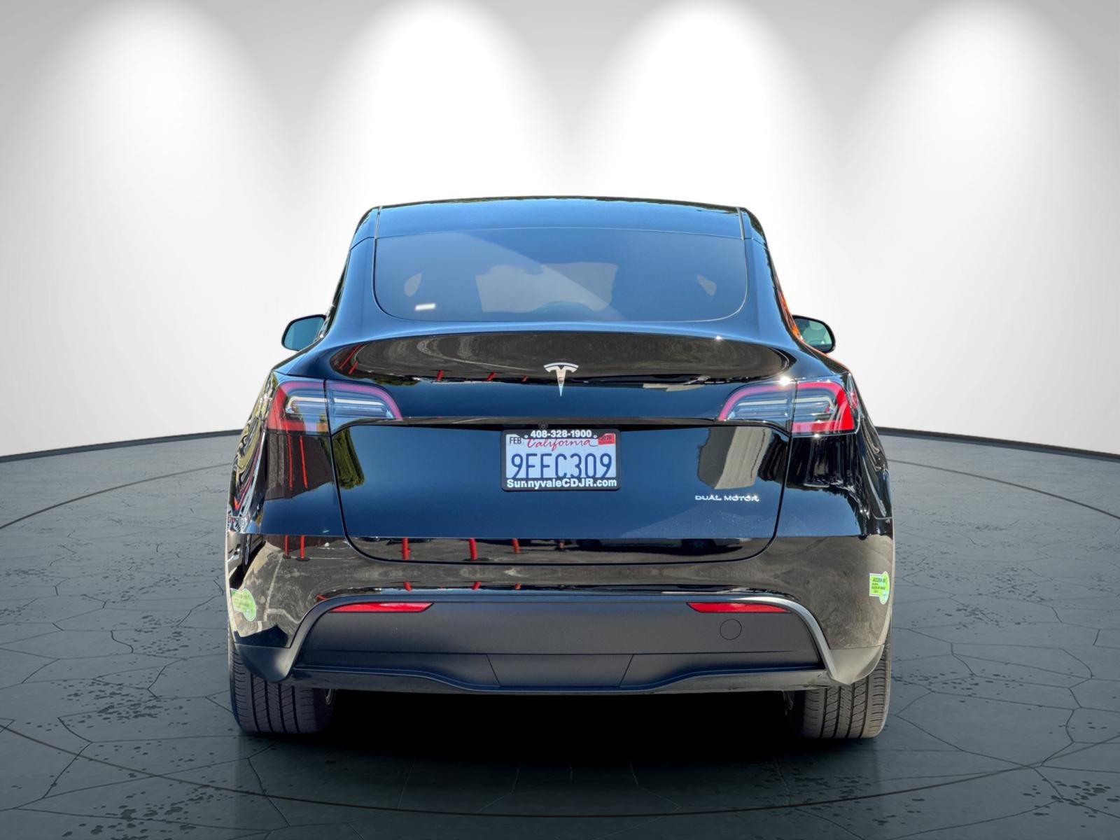 Used 2023 Tesla Model Y Long Range image 5