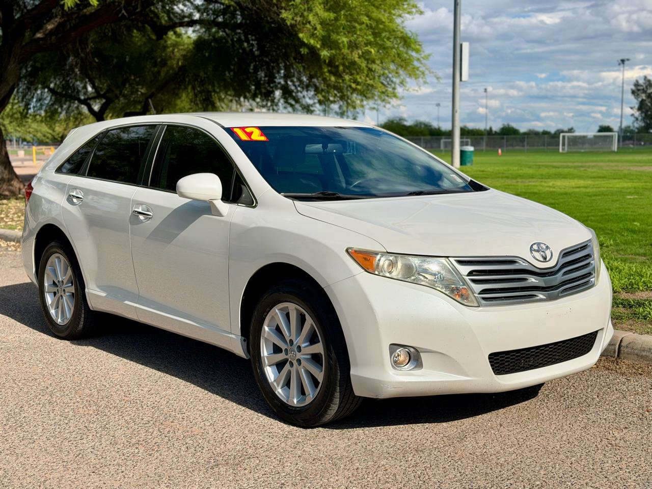 Used 2012 Toyota Venza XLE FWD image 7