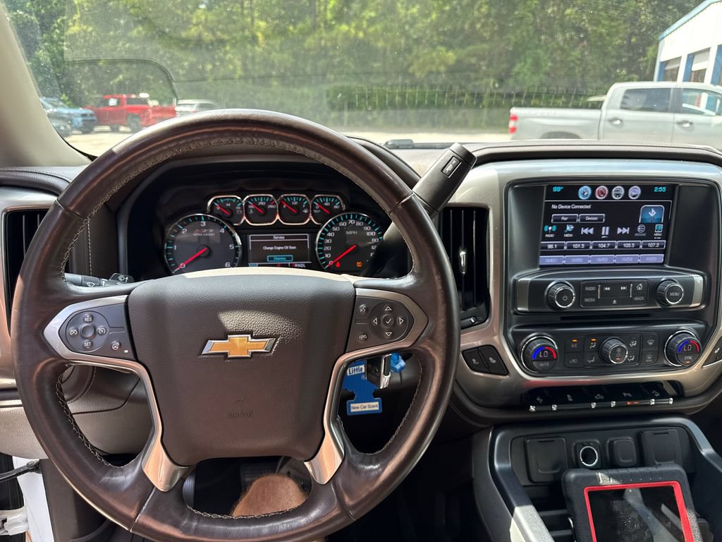 Used 2018 Chevrolet Silverado 1500 LTZ Z71 w/ LTZ Plus Package AWD/4WD image 11