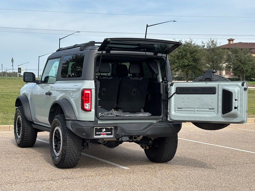 Used 2022 Ford Bronco Black Diamond w/ Sasquatch Package image 7