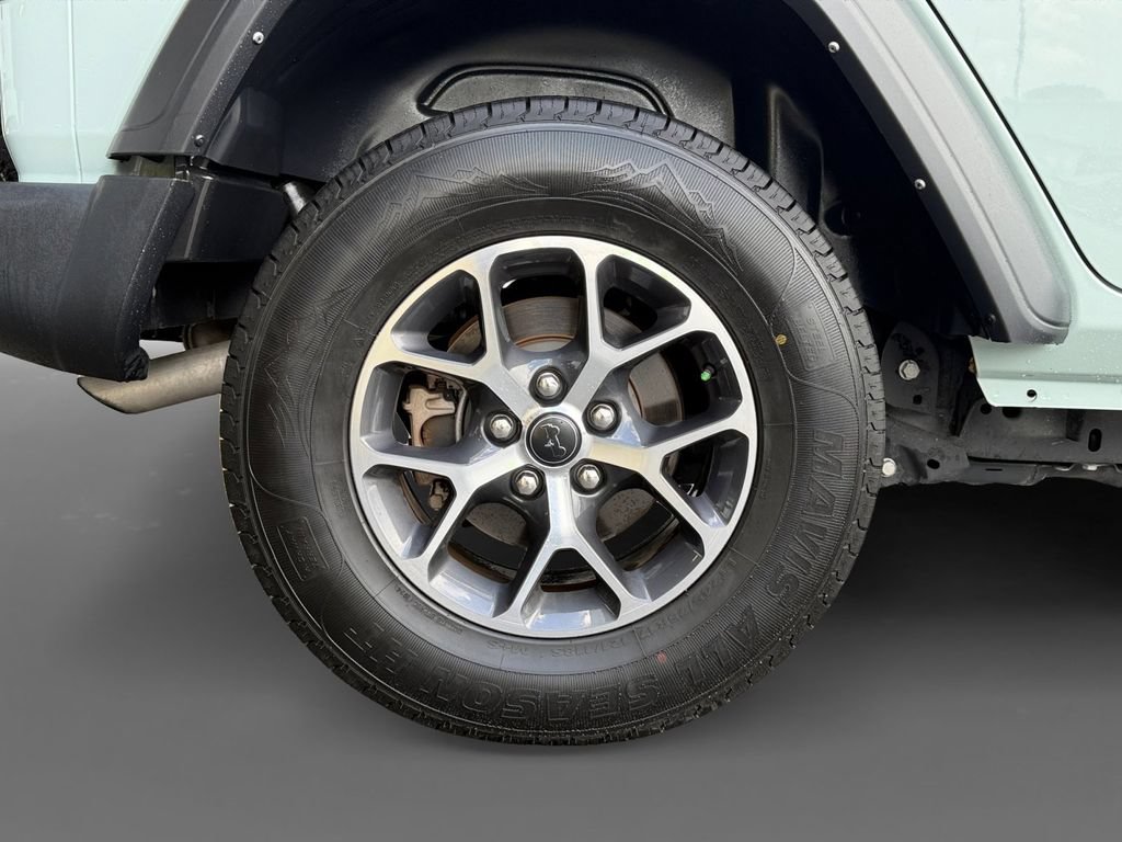 Used 2024 Jeep Wrangler Unlimited Sport AWD/4WD image 16