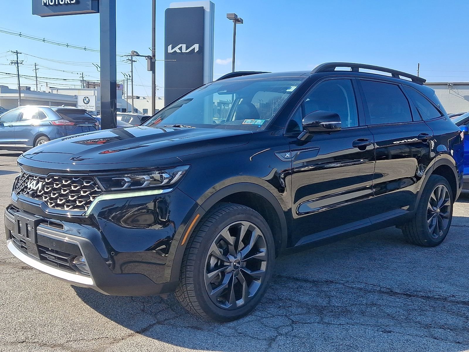 Used 2023 Kia Sorento SX Prestige image 3