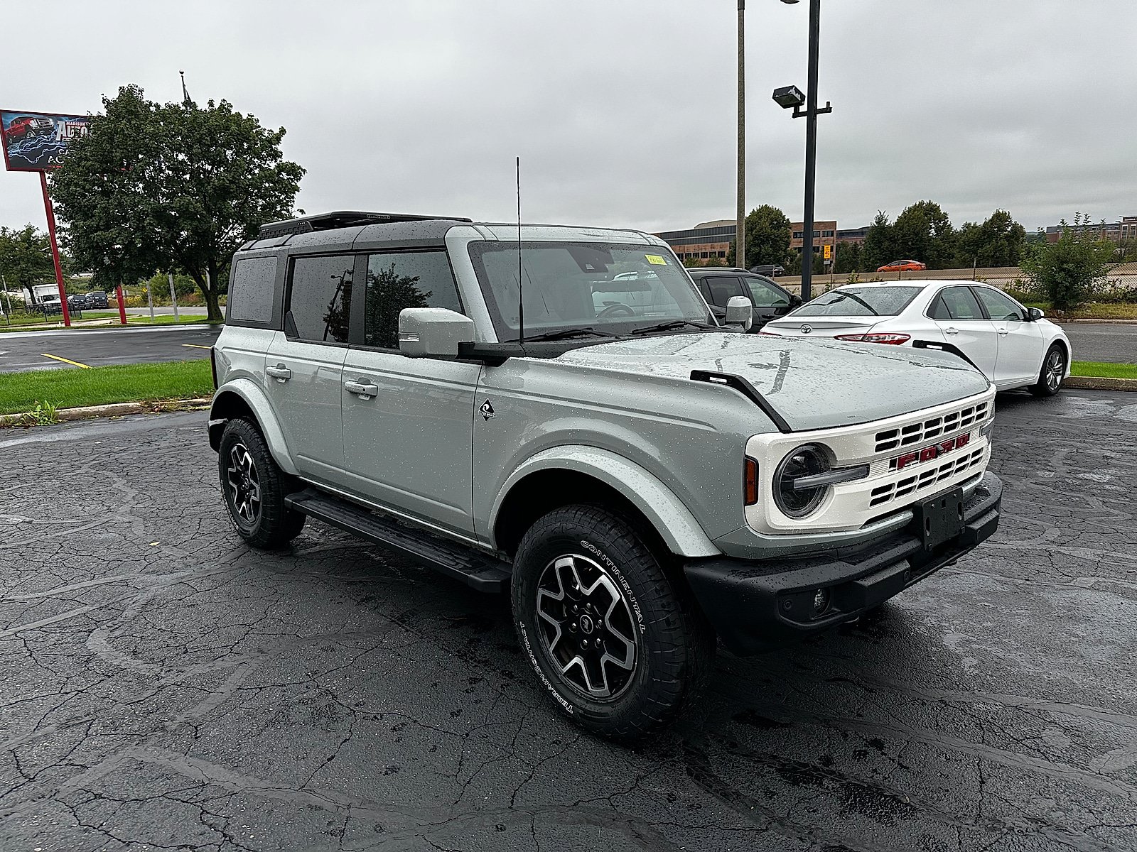Used 2023 Ford Bronco Outer Banks