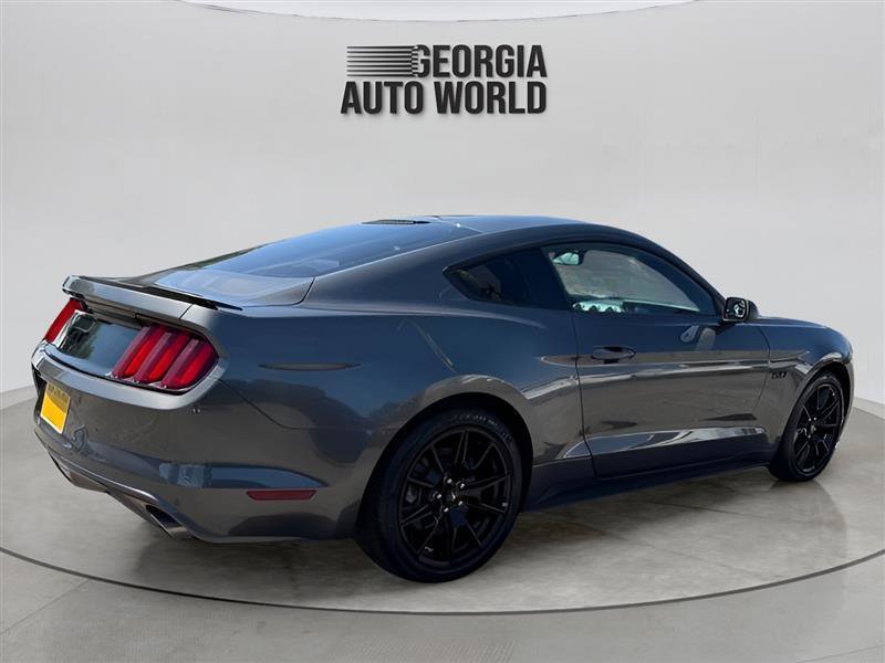 Used 2017 Ford Mustang GT w/ Black Accent Package RWD image 12