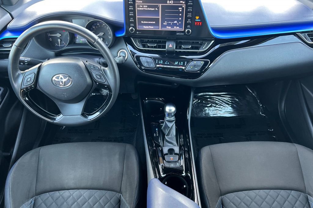 Used 2020 Toyota C-HR XLE image 15