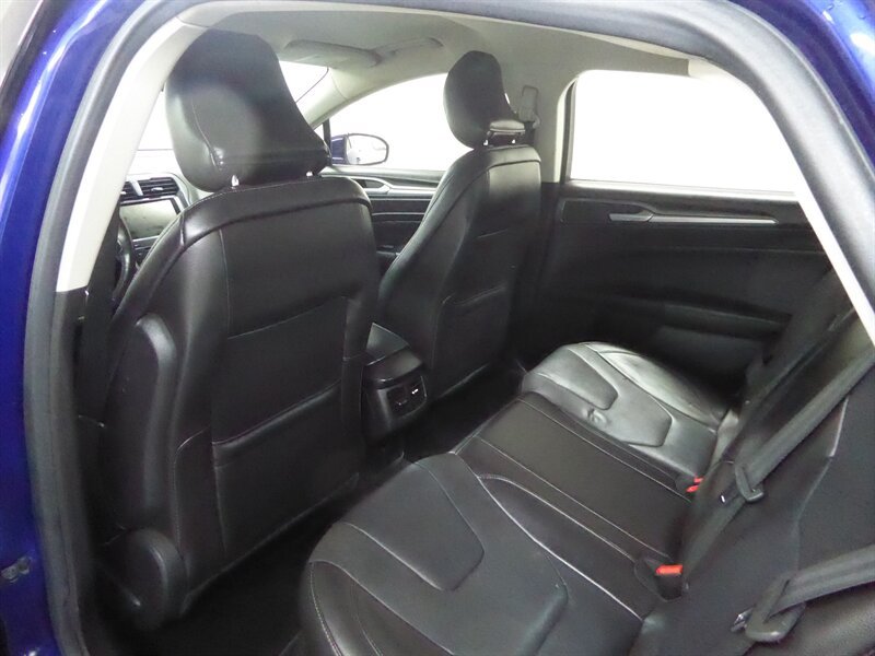 Used 2015 Ford Fusion Titanium AWD/4WD image 25