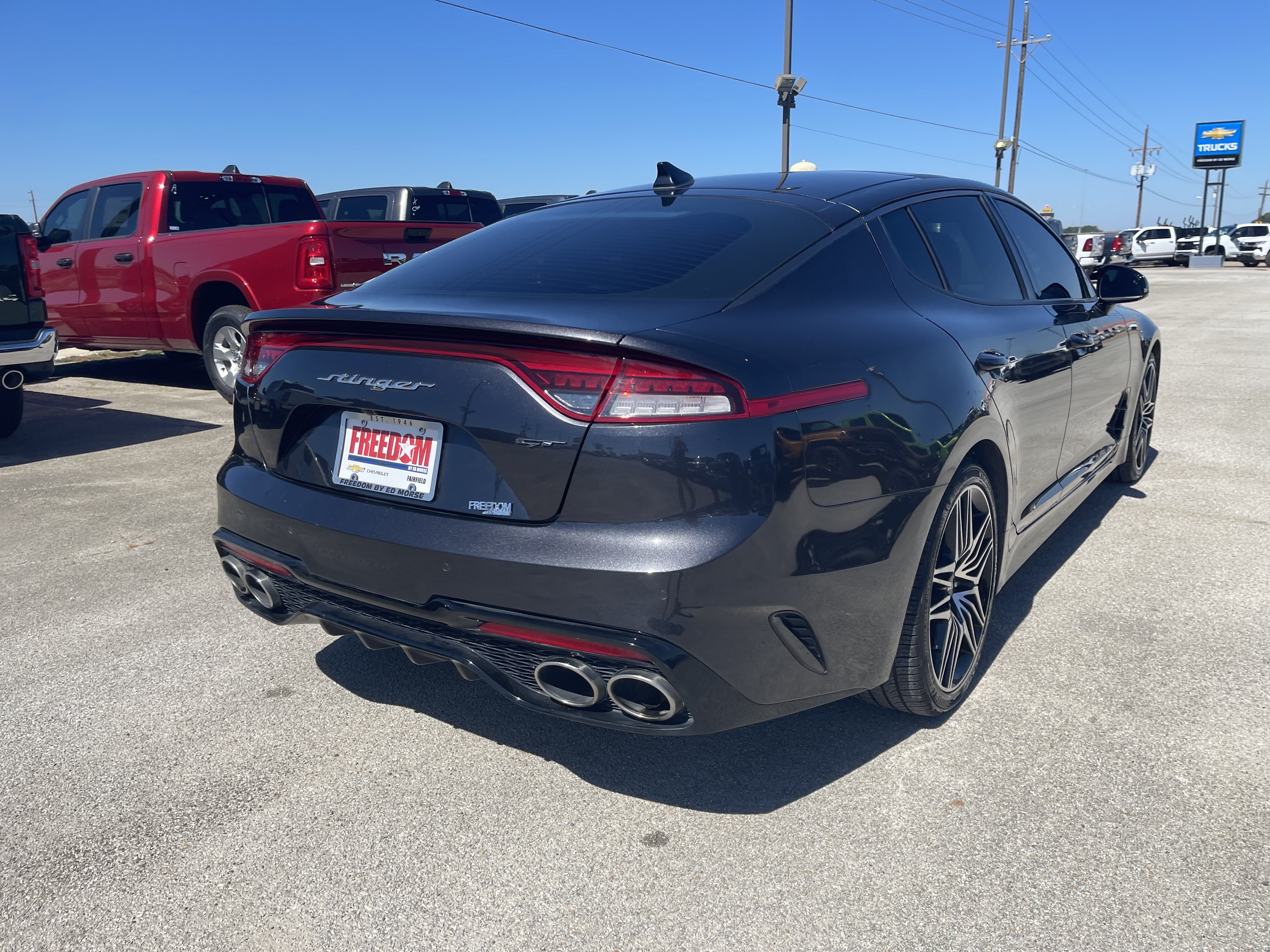 Used 2022 Kia Stinger GT1 RWD image 4