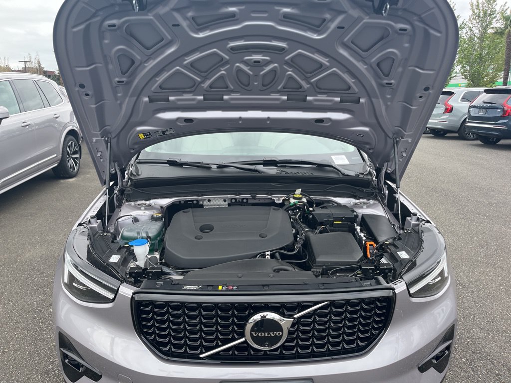 New 2026 Volvo XC40 B5 Ultra w/ Climate Package AWD/4WD image 29