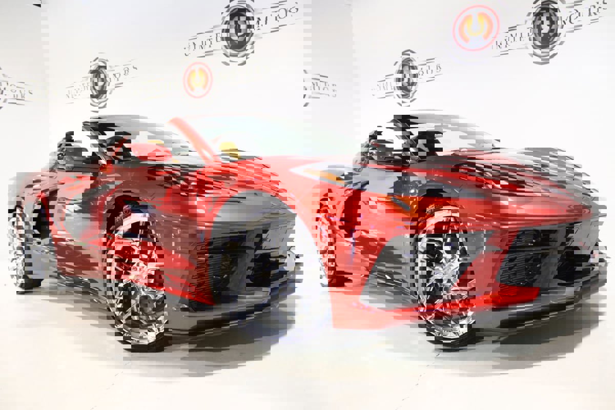 Used 2024 Chevrolet Corvette Stingray Premium Conv w/ Stealth Interior Trim Package image 9