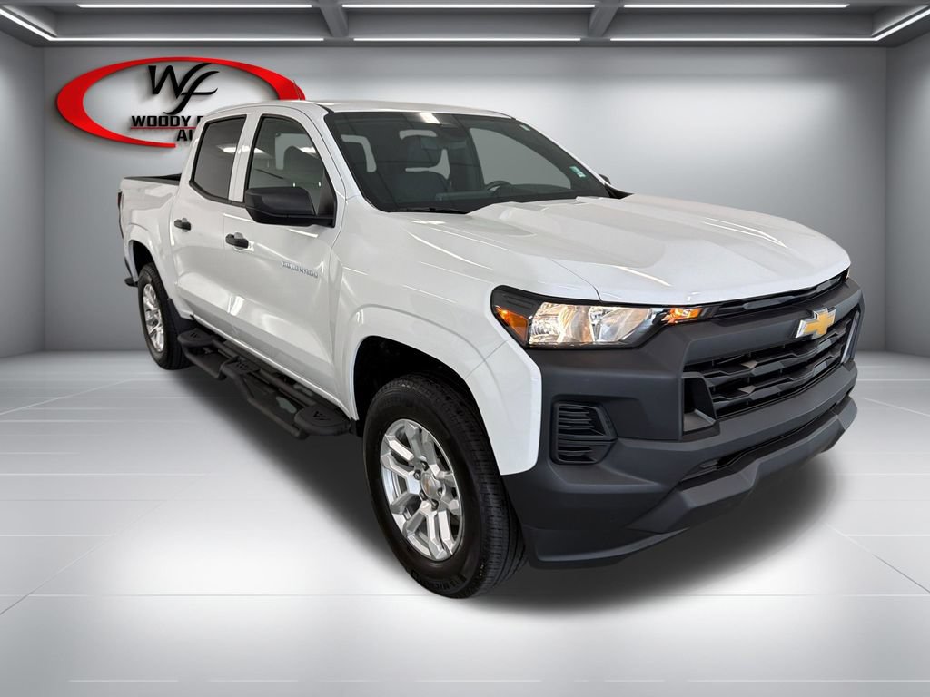 Used 2026 Chevrolet Colorado W/T w/ Advanced Trailering Package RWD image 3