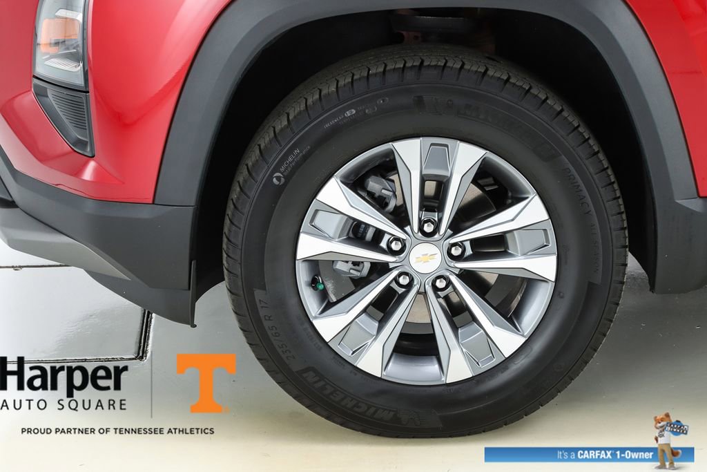 Used 2025 Chevrolet Equinox LT image 5