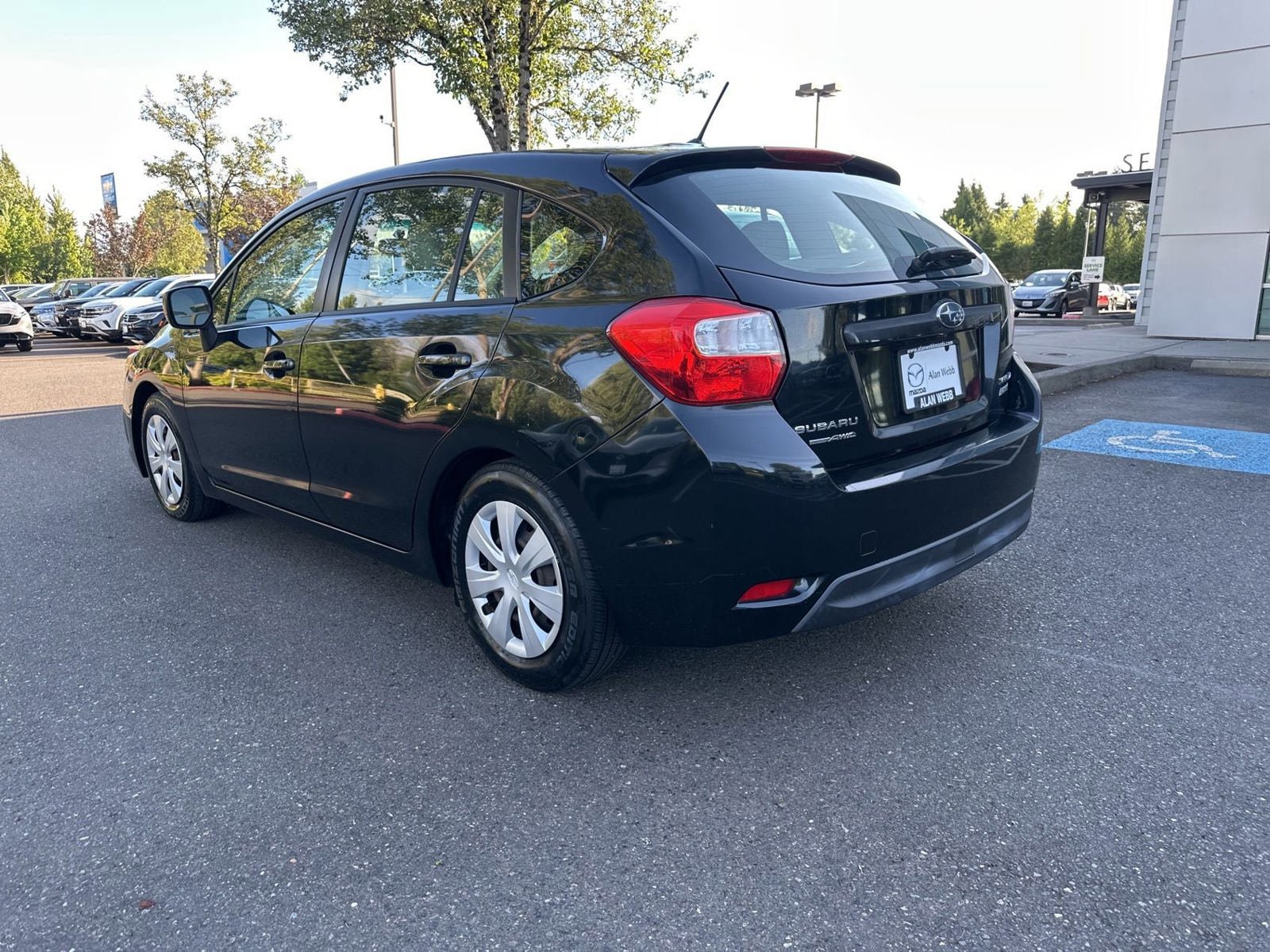 Used 2012 Subaru Impreza 2.0i AWD/4WD image 2