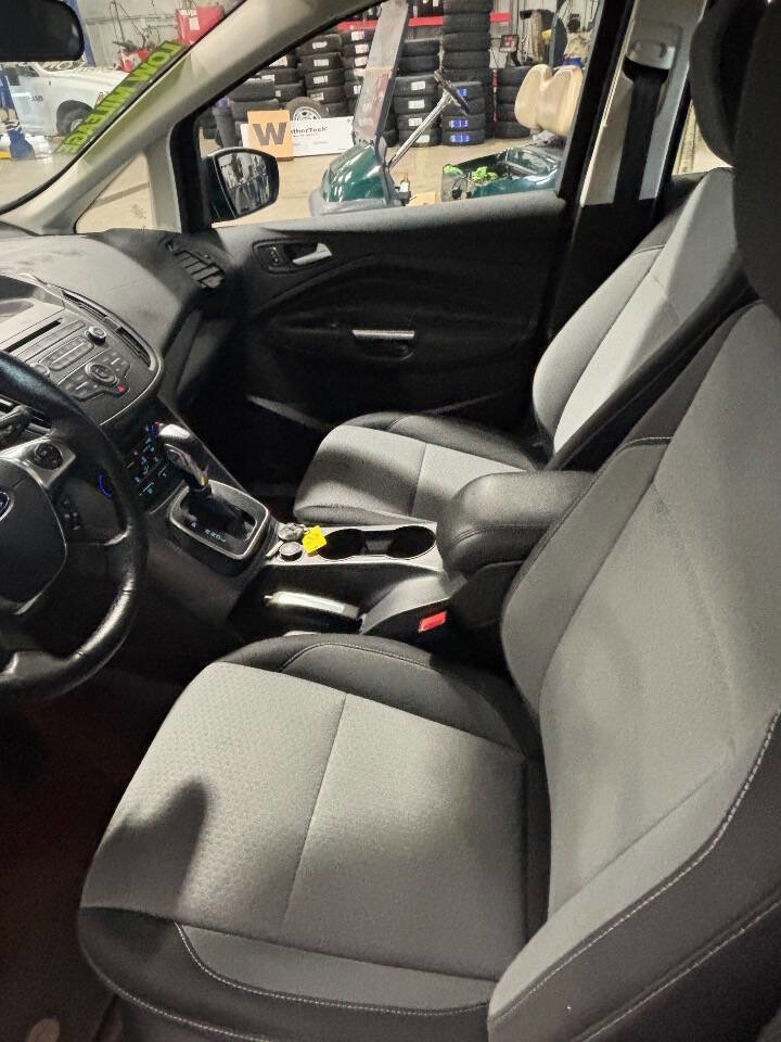 Used 2018 Ford C-MAX SE FWD image 2