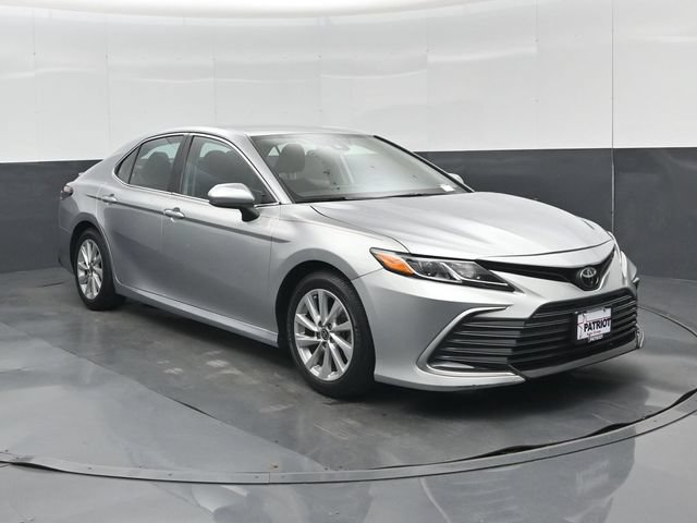 Used 2022 Toyota Camry LE