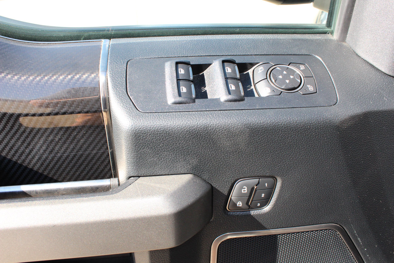Used 2019 Ford F150 Raptor w/ Equipment Group 802A Luxury image 47