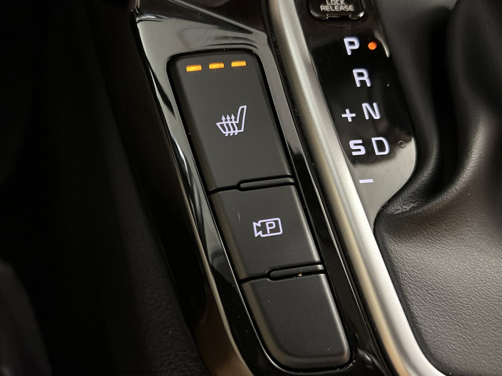 Used 2024 Kia Seltos EX image 33