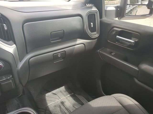 Used 2025 Chevrolet Silverado 2500 Custom w/ Custom Value Package AWD/4WD image 15