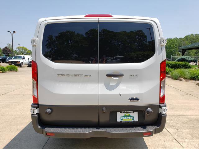 Used 2015 Ford Transit 350 XLT RWD image 4