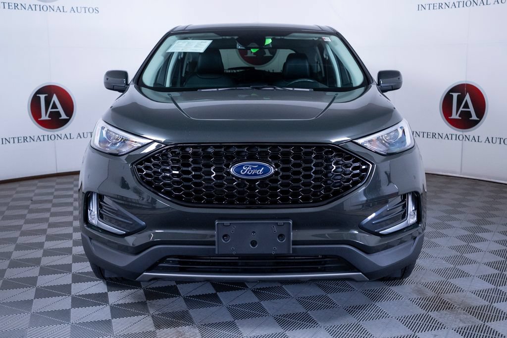 Used 2023 Ford Edge SEL w/ Convenience Package AWD/4WD image 2
