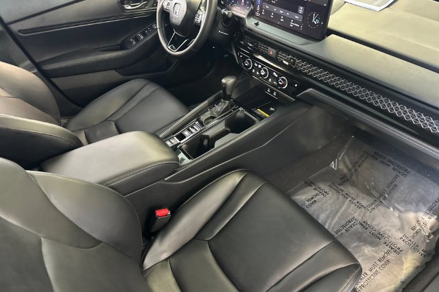 Used 2025 Honda Accord Sport image 17