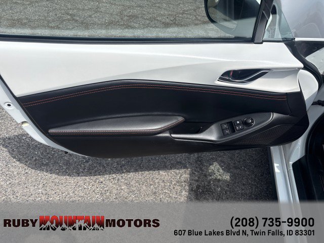 Used 2022 MAZDA MX-5 Miata RF Grand Touring RWD image 10