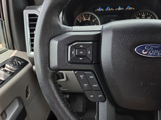 Used 2015 Ford F150 XLT w/ Equipment Group 302A Luxury AWD/4WD image 23