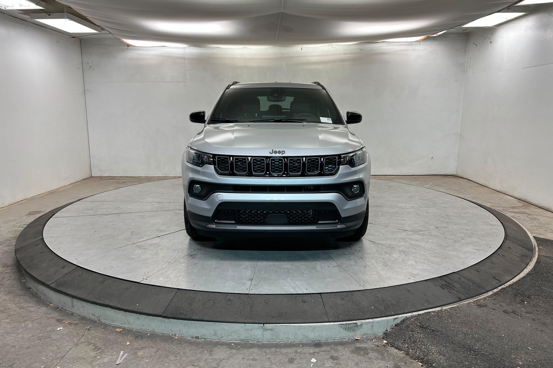 New 2026 Jeep Compass Latitude AWD/4WD image 8