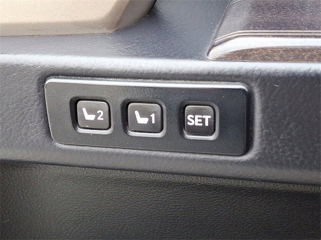 Used 2021 Lexus GX 460 Premium w/ Premium Package image 29