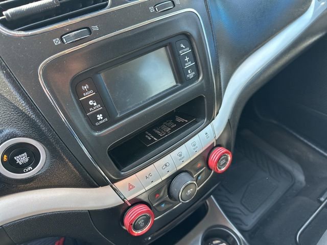 Used 2019 Dodge Journey SE w/ Blacktop Package image 6