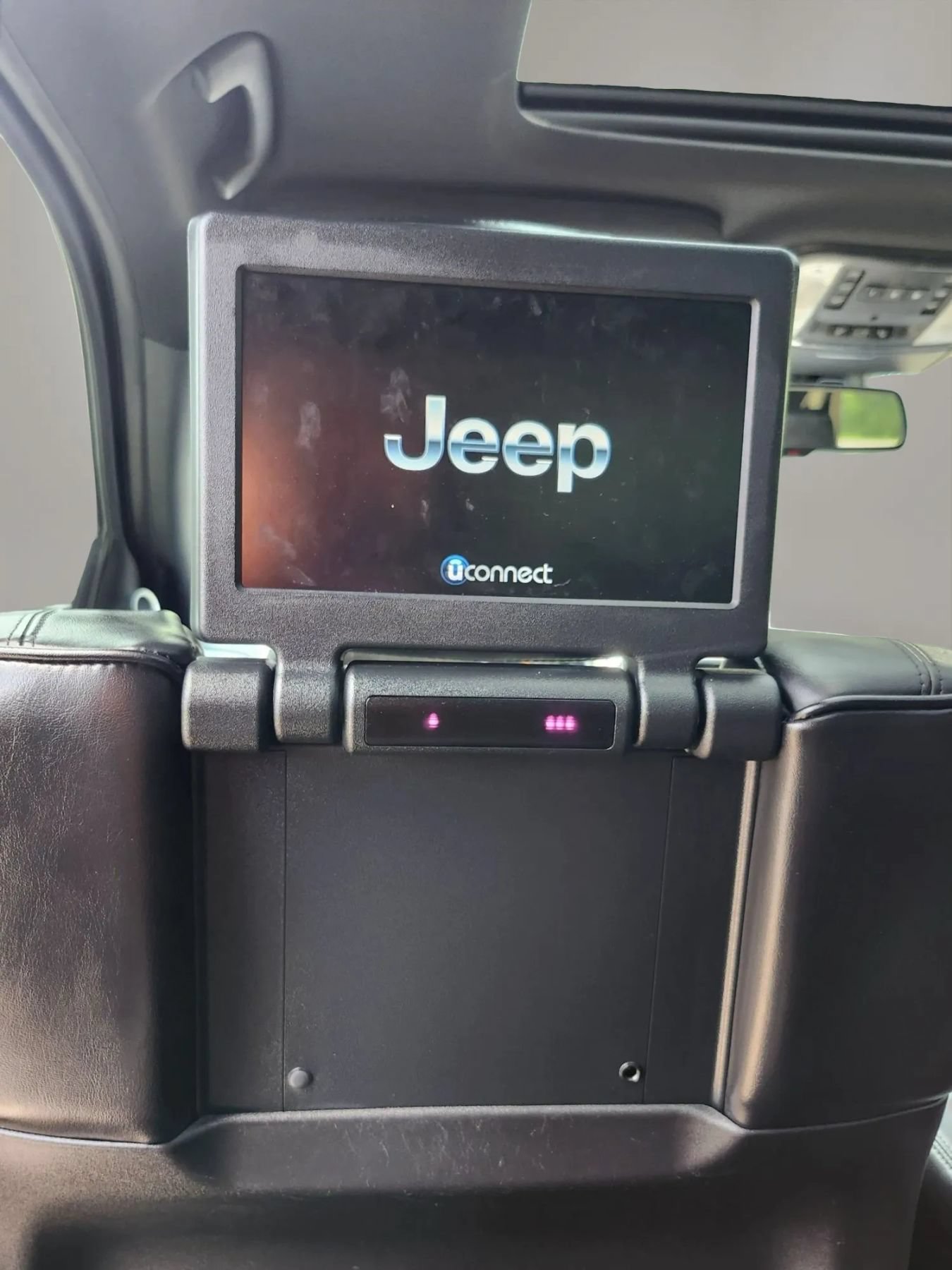 Used 2015 Jeep Grand Cherokee High Altitude AWD/4WD image 20