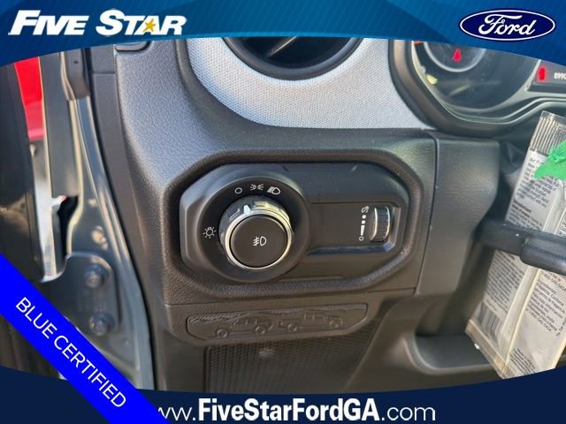 Used 2025 Jeep Wrangler Sport AWD/4WD image 11