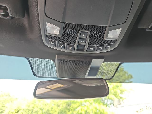 Used 2022 Ford F250 Lariat w/ Black Appearance Package AWD/4WD image 25