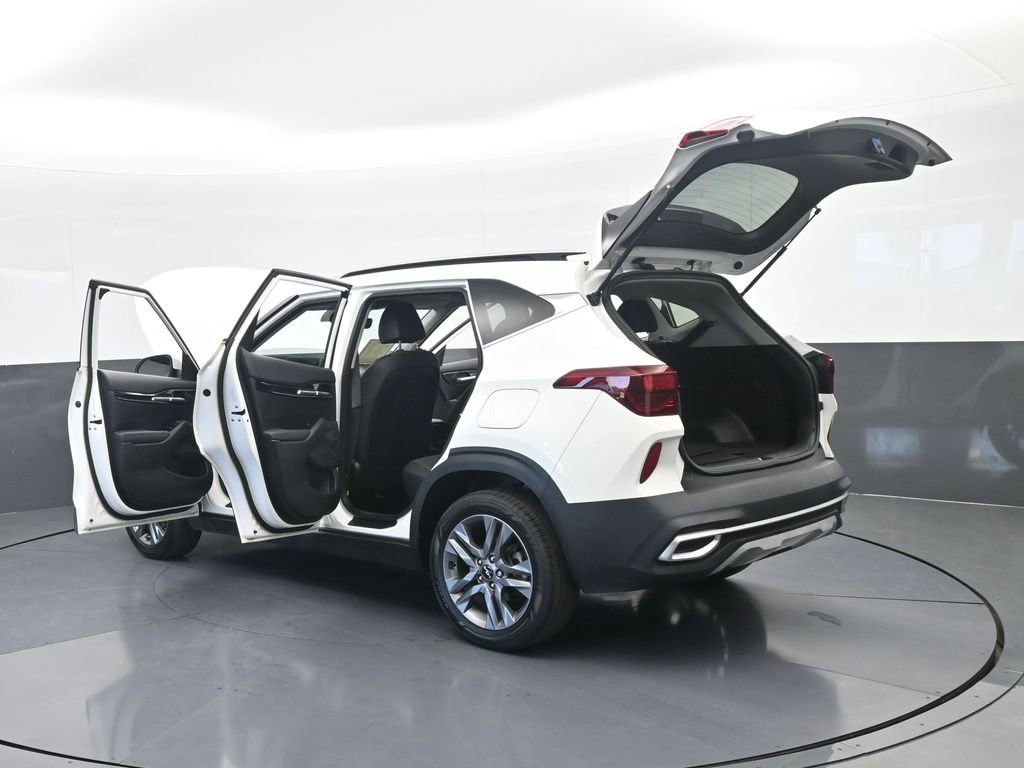Used 2022 Kia Seltos S image 39