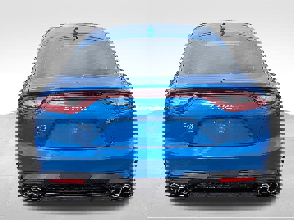 Used 2020 Kia Stinger GT2 image 4