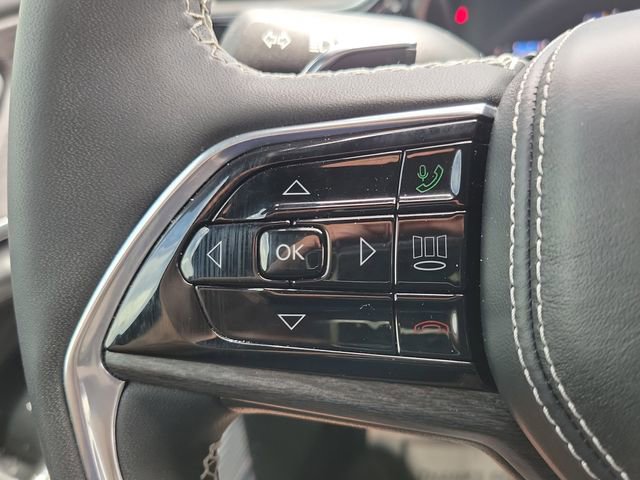 Used 2023 Jeep Grand Cherokee Overland image 22