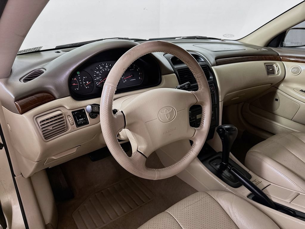 Used 2001 Toyota Solara SE FWD image 10